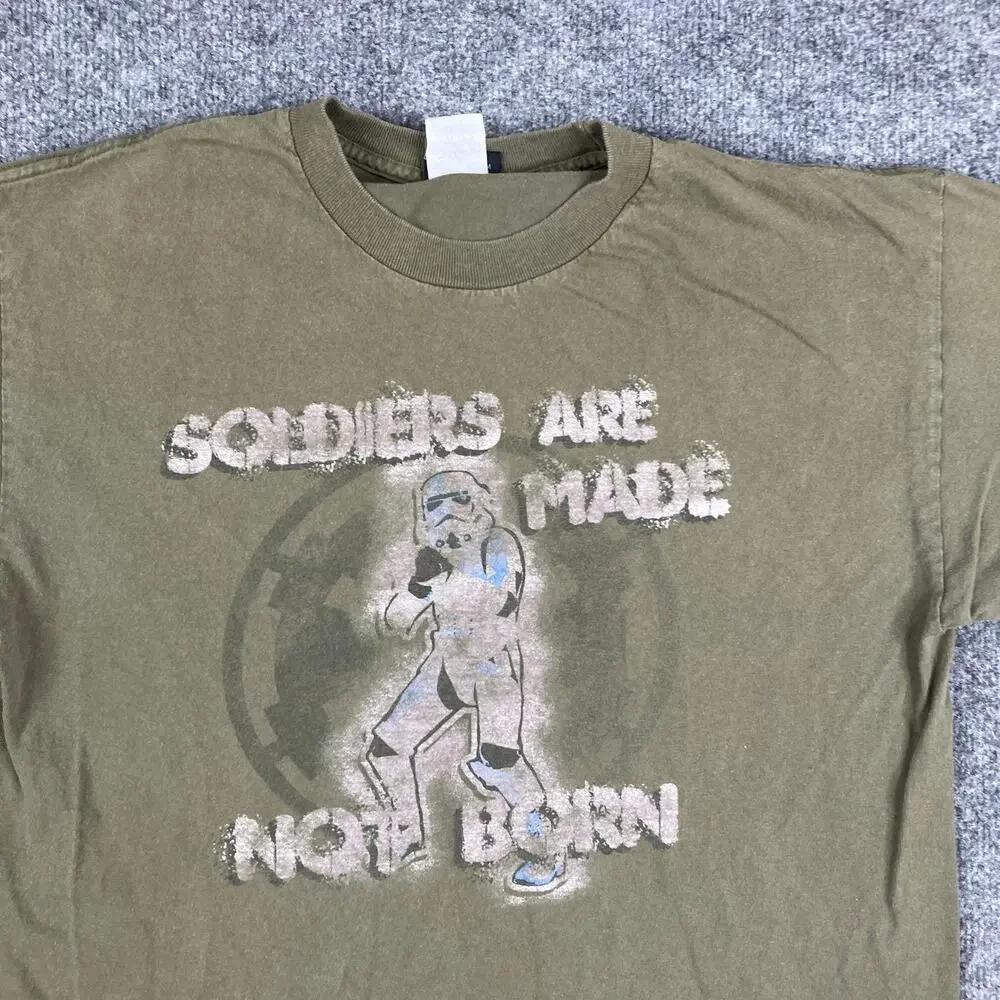 Star Wars T-Shirt‎ Mens Size M Green Stormtrooper Graphic Soldiers Made Not Born
